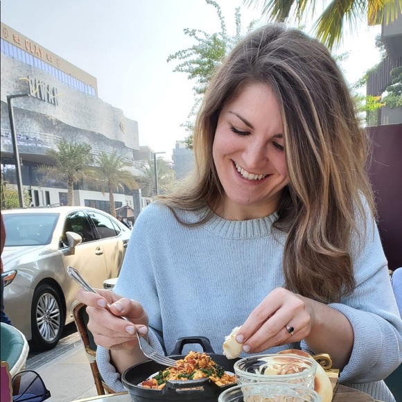 Meet your Posher, Stephanie - Picture 1 of 1